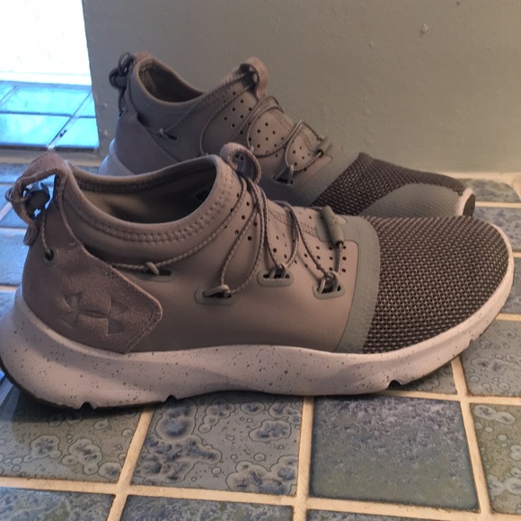Under Armour Shoes - Under Armour sneaker